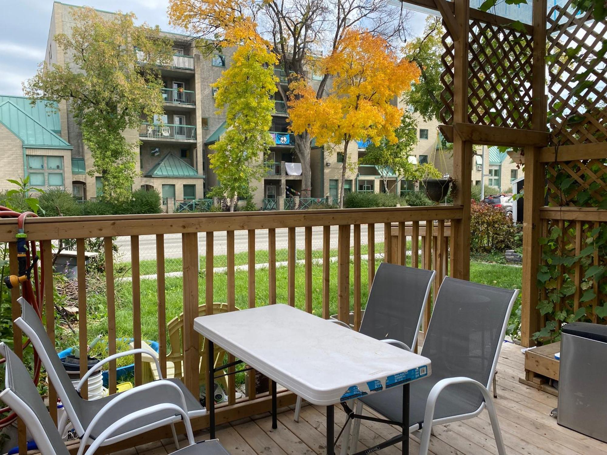 Maryland Homestay Apartment #2 Winnipeg Zewnętrze zdjęcie